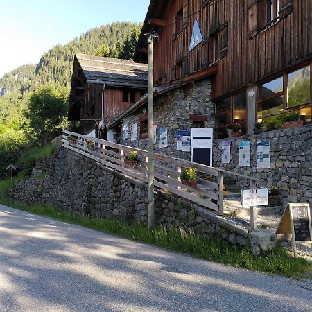 Auberge De Jeunesse Hi La Clusaz Ngoại thất bức ảnh