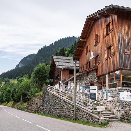 Auberge De Jeunesse Hi La Clusaz Ngoại thất bức ảnh