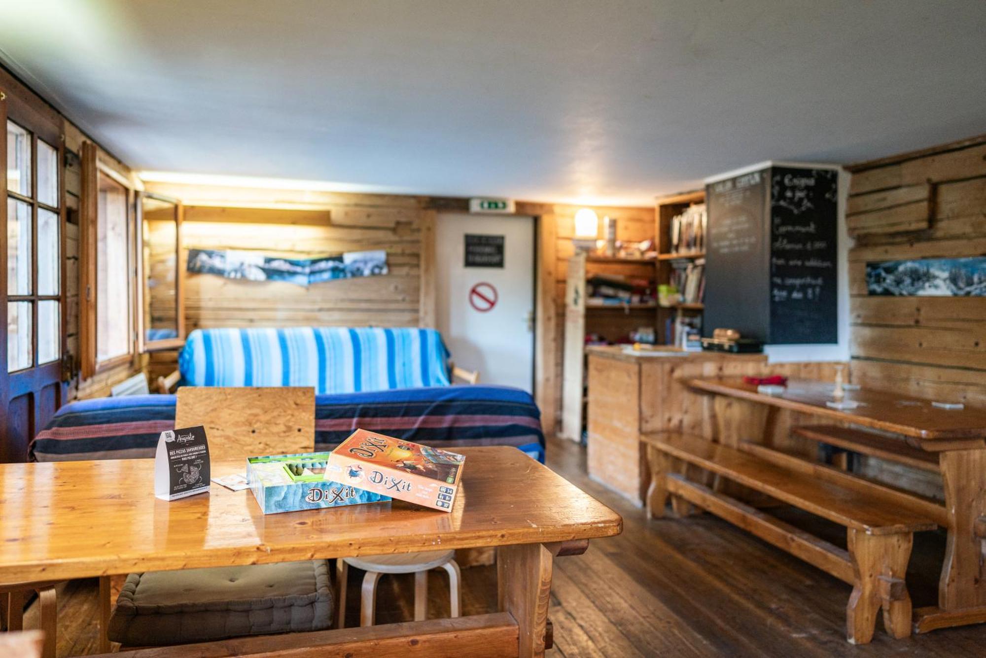 Auberge De Jeunesse Hi La Clusaz Ngoại thất bức ảnh