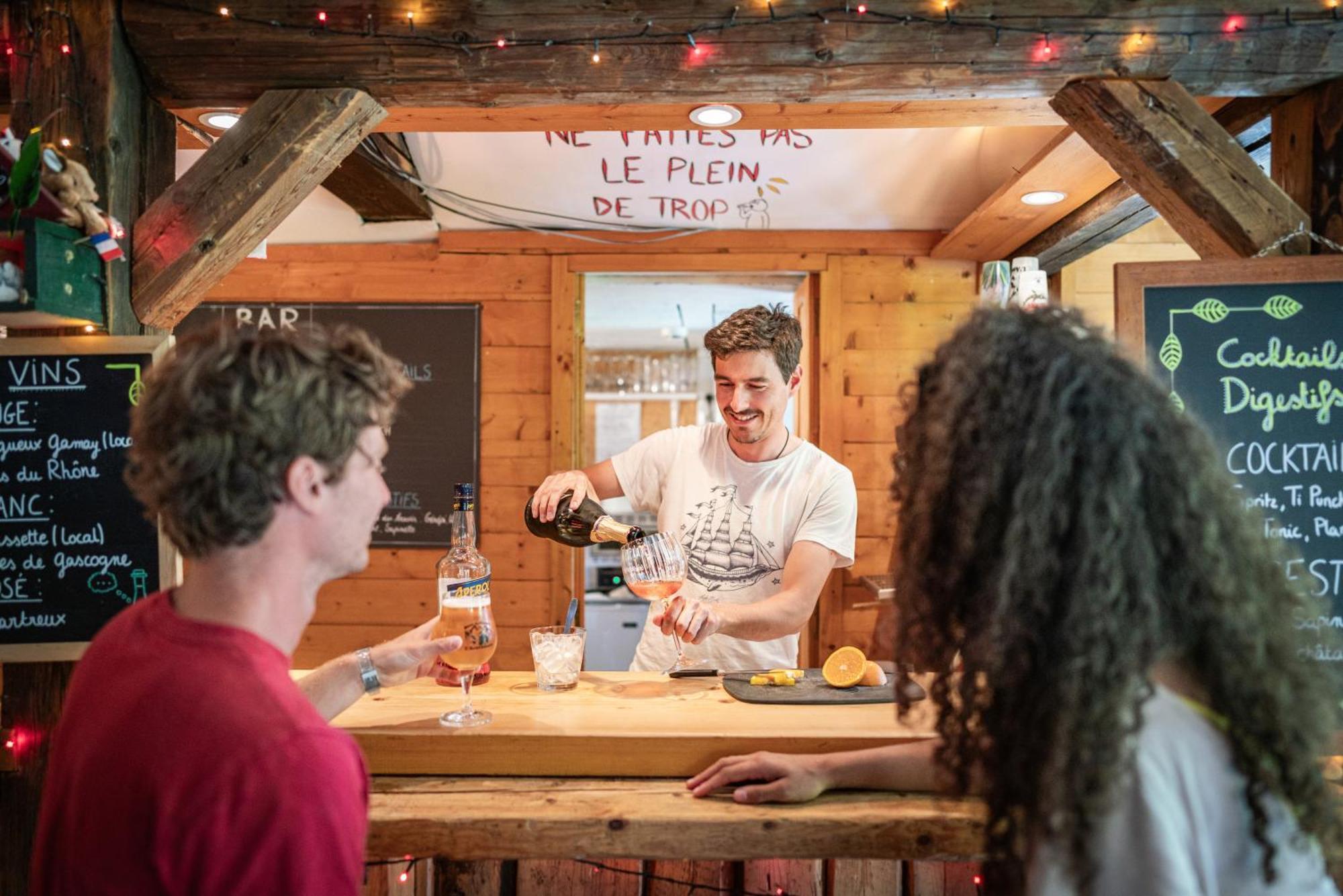 Auberge De Jeunesse Hi La Clusaz Ngoại thất bức ảnh
