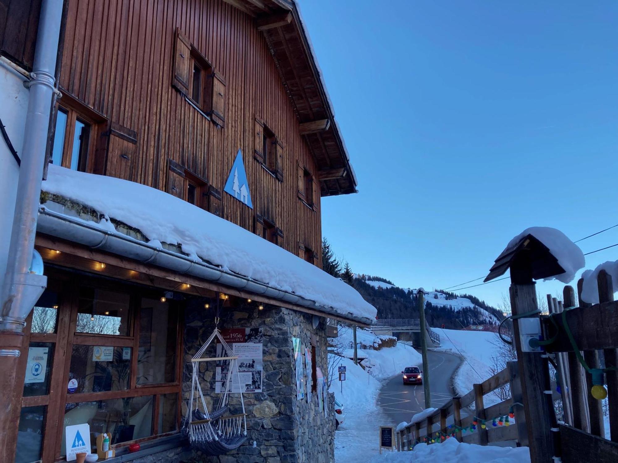 Auberge De Jeunesse Hi La Clusaz Ngoại thất bức ảnh