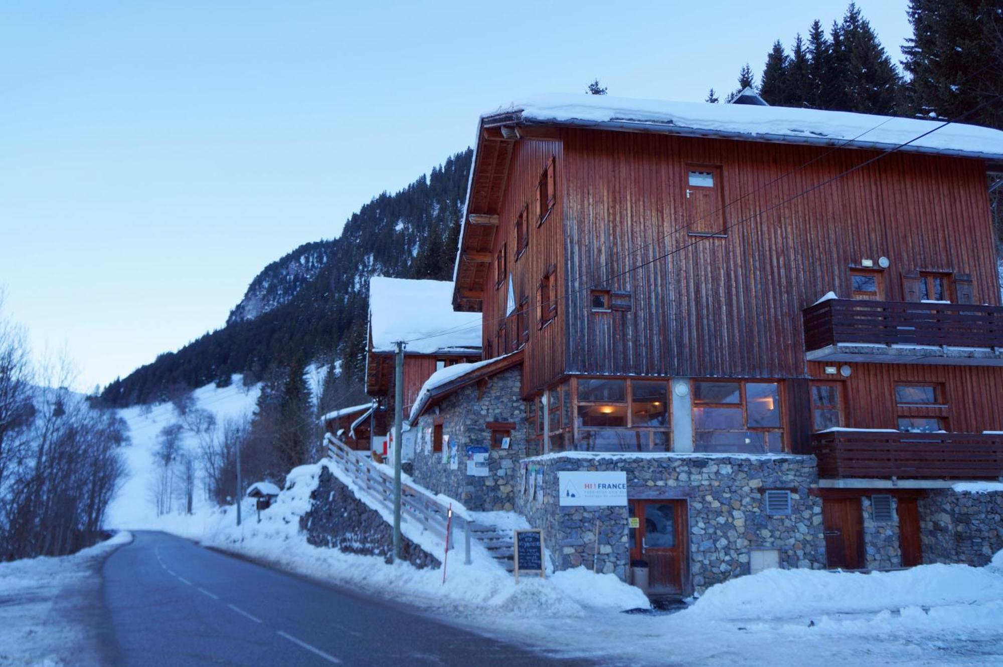 Auberge De Jeunesse Hi La Clusaz Ngoại thất bức ảnh