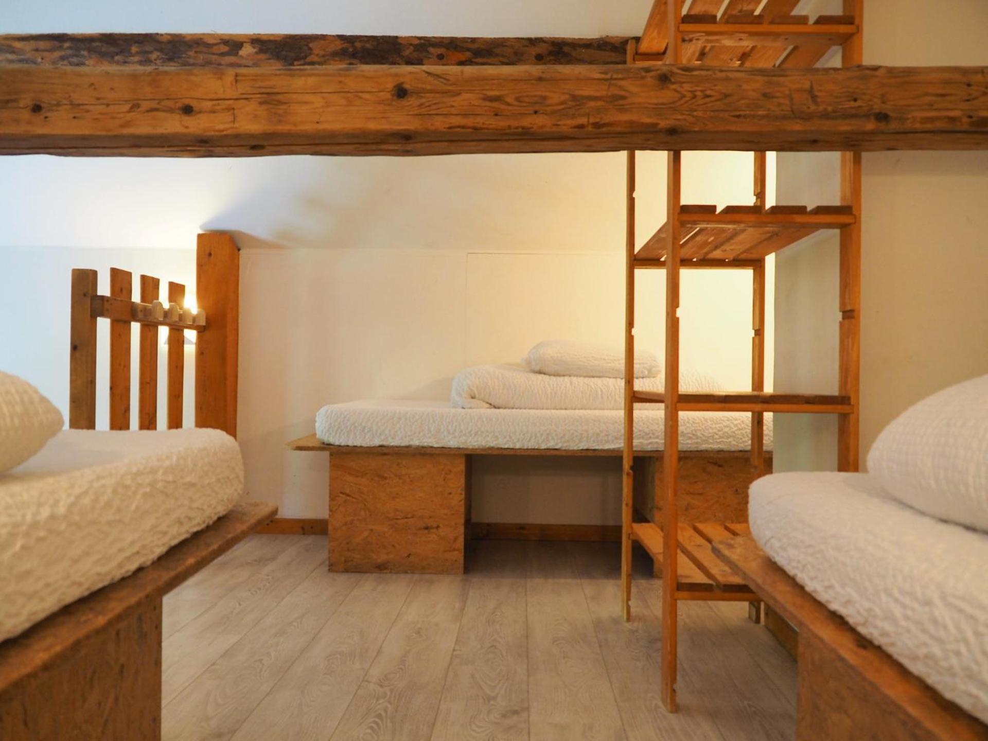 Auberge De Jeunesse Hi La Clusaz Phòng bức ảnh